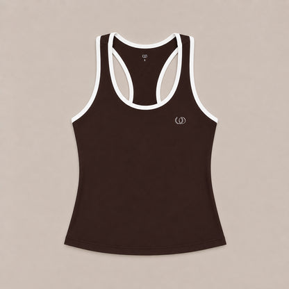 Polera Capri expresso con ribete blanco y corte racerback, vista frontal sobre fondo neutro
